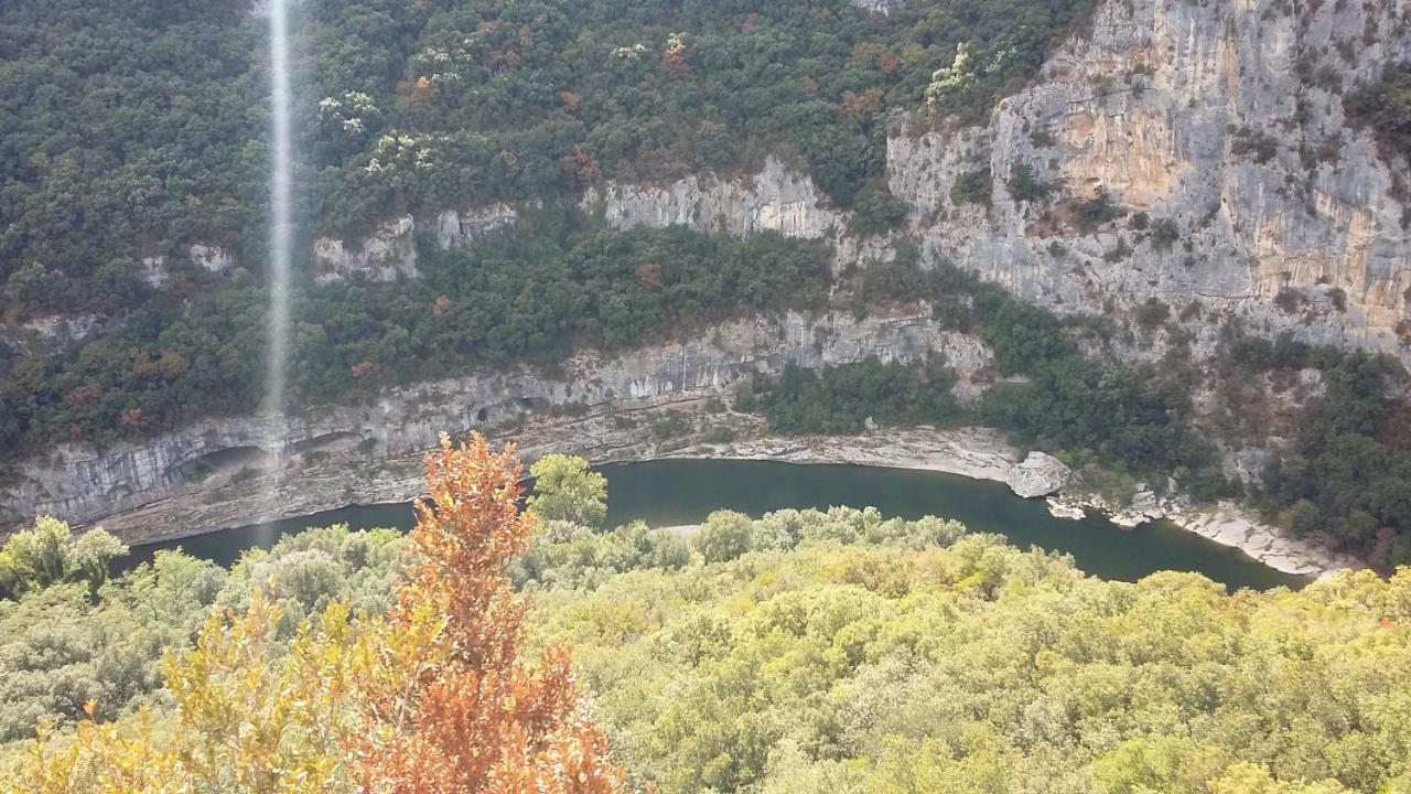 Chambre En Ardeche Du Sud Saint-Remeze Exterior photo